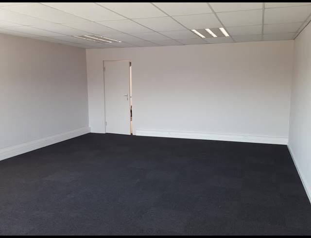 415M² FACTORY TO LET IN SAXON INDUSTRIAL